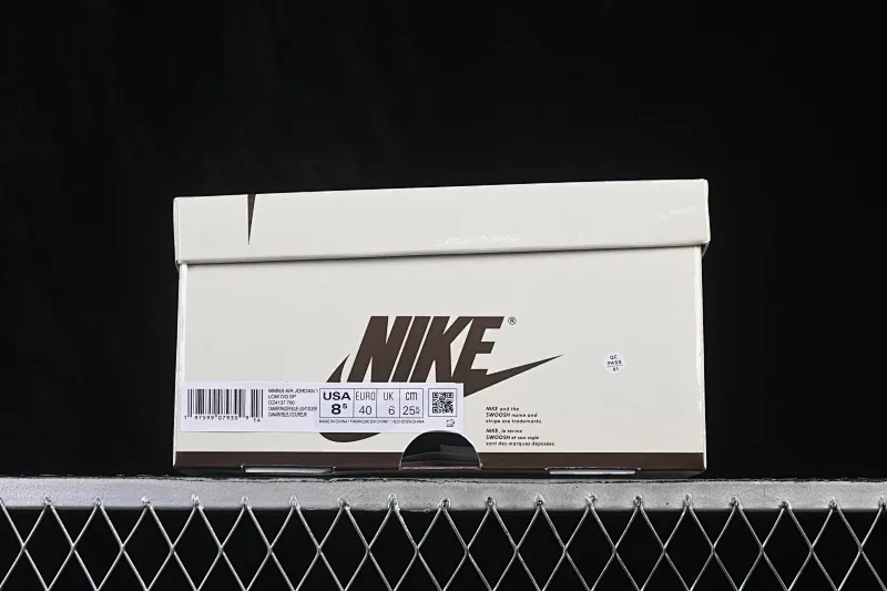 All categories Air Jordan Jordan series basketball shoes Air Jordan 1 Low ZG version Travis Scott x Air Jordan 1 Low OG AJ1 Joe 1 undercut low top full head layer DZ4137-700